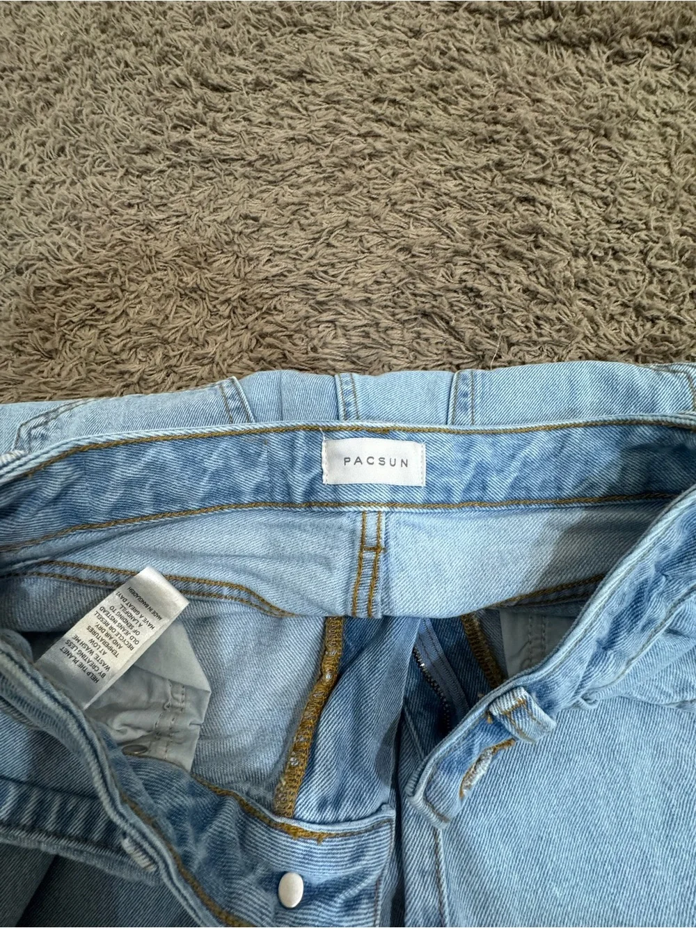 PacSun Light Blue Straight-Leg Women’s Jeans